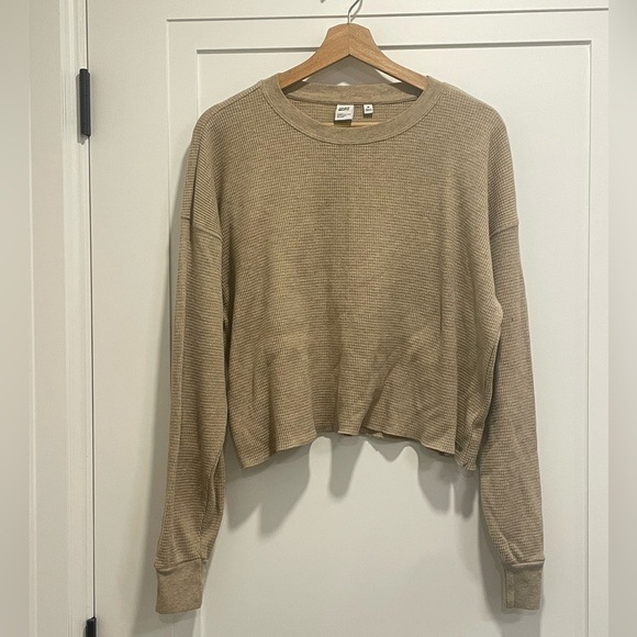 TNA crewneck waffle long sleeve top, size M - Picture 3 of 3